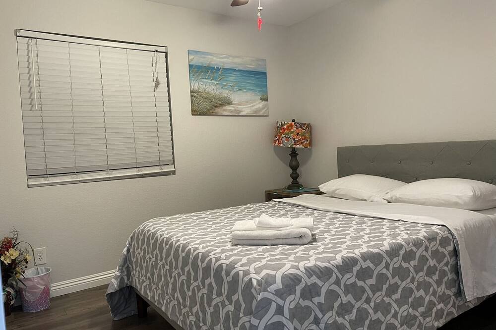 Photo of Bedroom in Moreno Valley