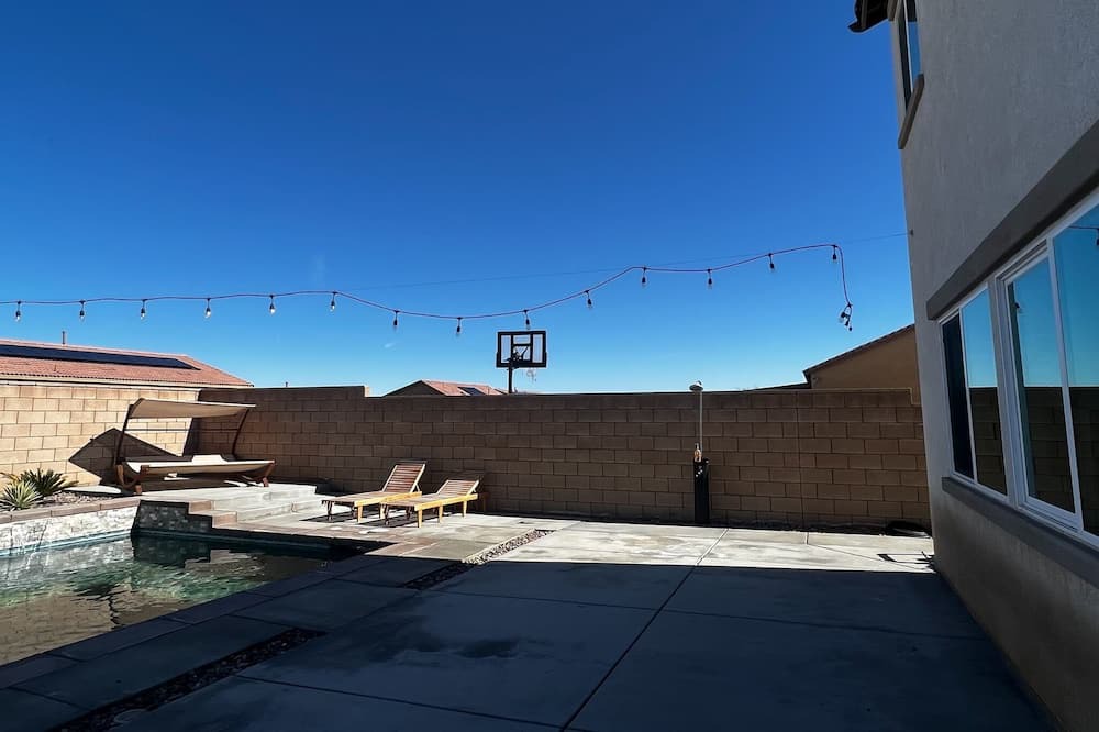 Photo of Others in Victorville