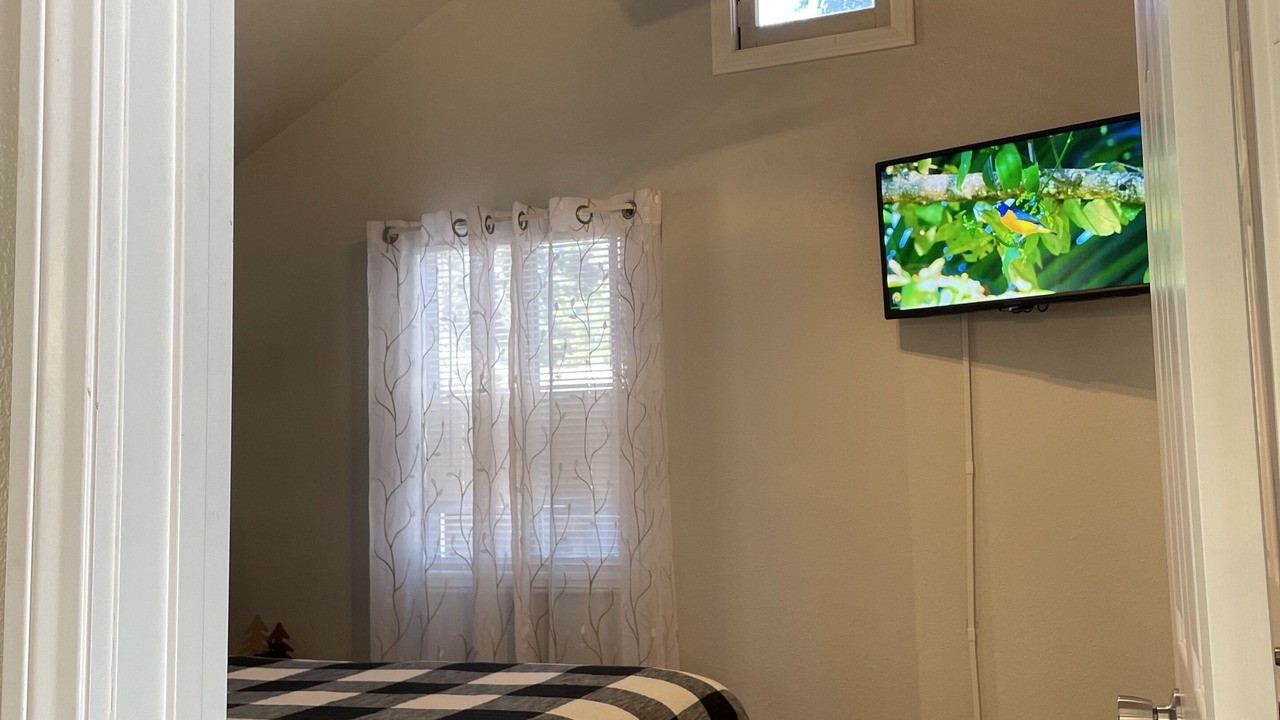 Photo of Bedroom in Twin Peaks
