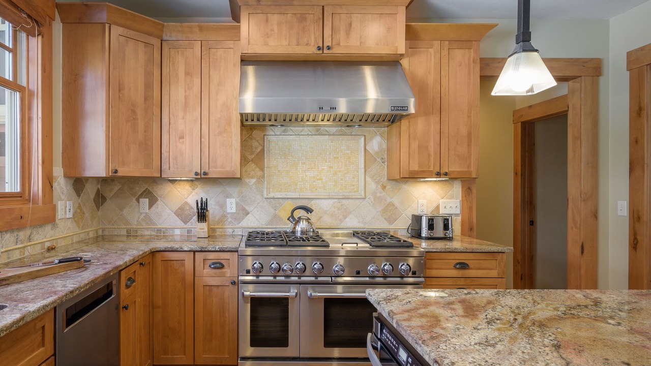 Photo of Kitchen in Grand Park