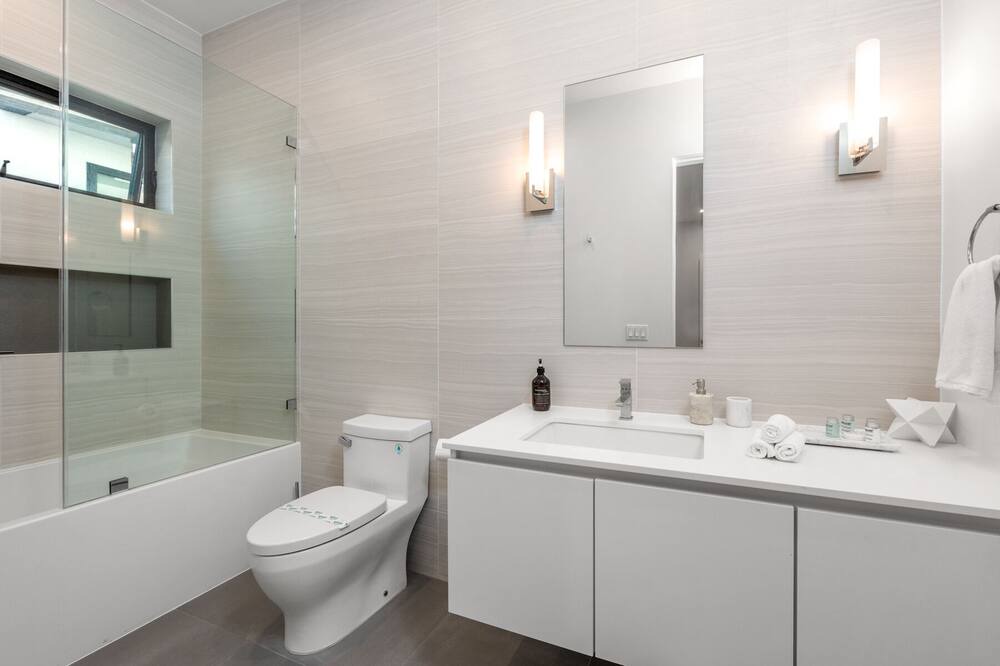 Photo of Bathroom in Tri-West