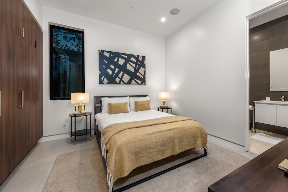 Photo of Bedroom in Tri-West