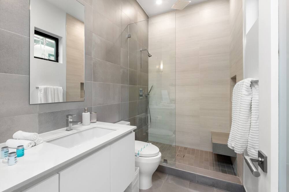 Photo of Bathroom in Tri-West