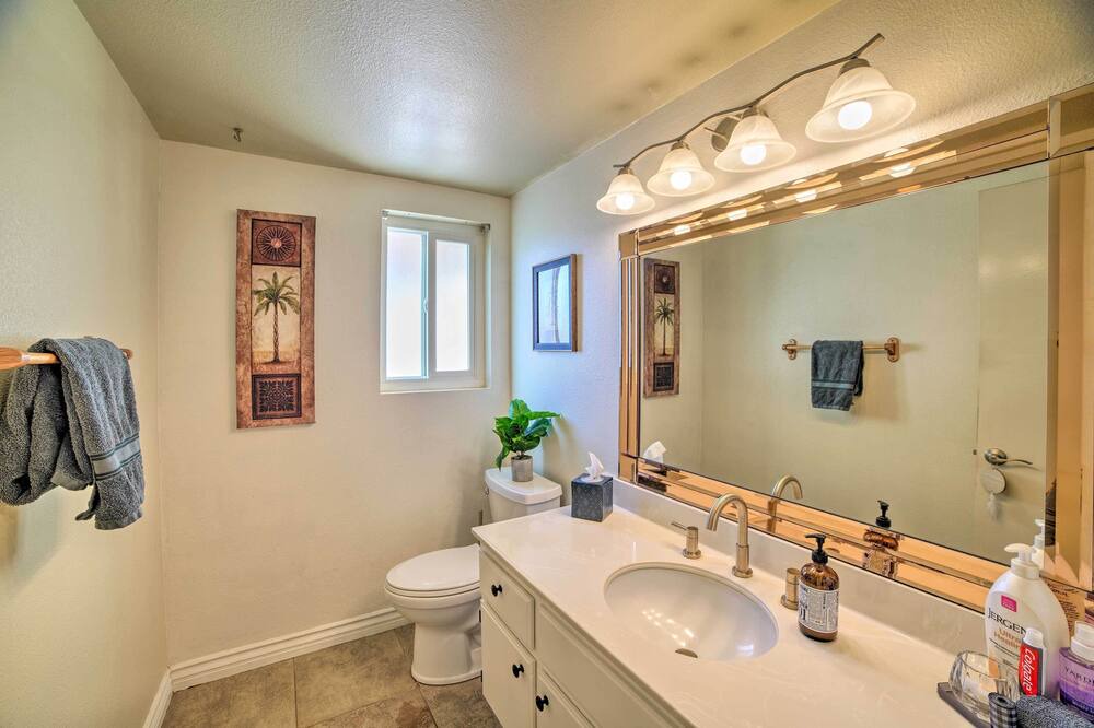 Photo of Bathroom in Moreno Valley