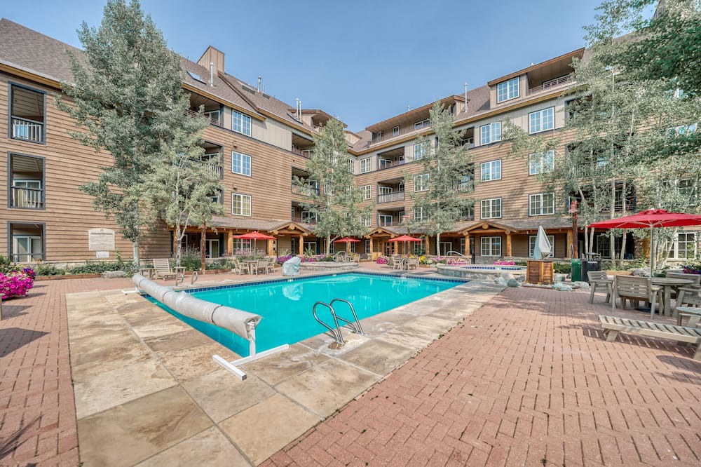 Photo of Outdoor in River Run