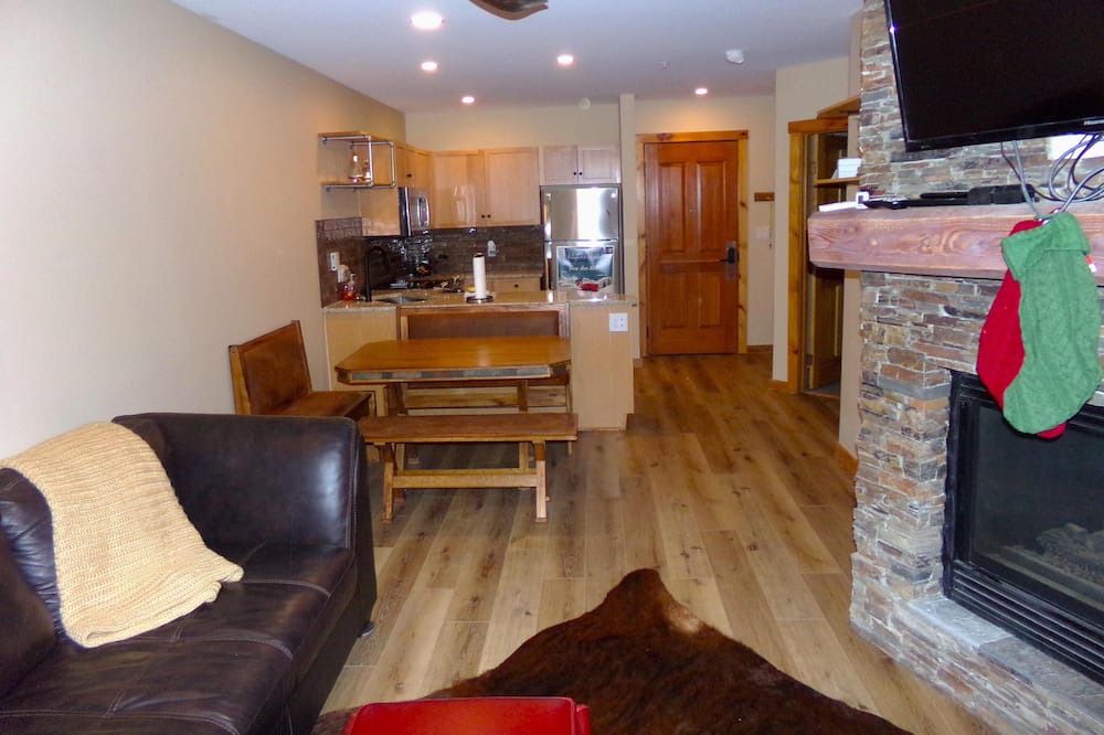 Photo of Bedroom in River Run