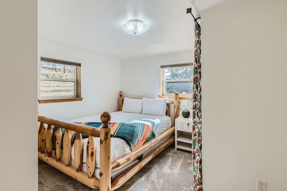 Photo of Bedroom in Silverthorne