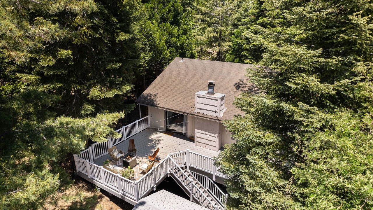 Photo of Patio Balcony in Twin Peaks
