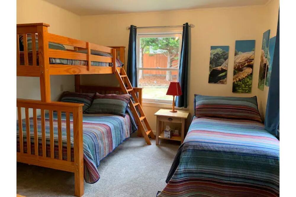 Photo of Bedroom in Jacoby Creek