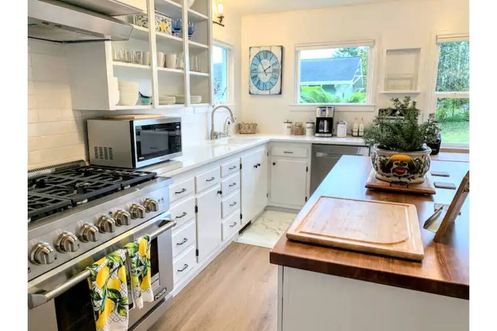 Photo of Kitchen in Jacoby Creek