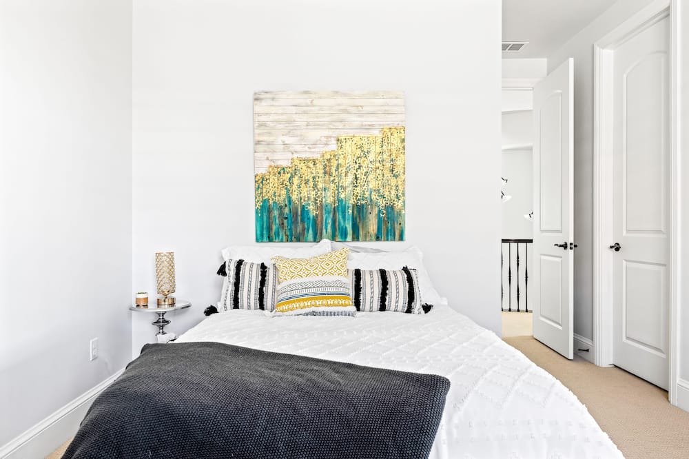 Photo of Bedroom in Greenwood Village