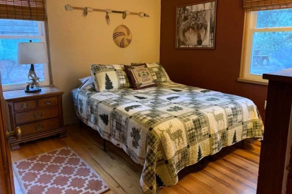 Photo of Bedroom in Green Mountain Falls