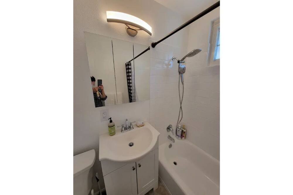 Photo of Bathroom in Berryessa