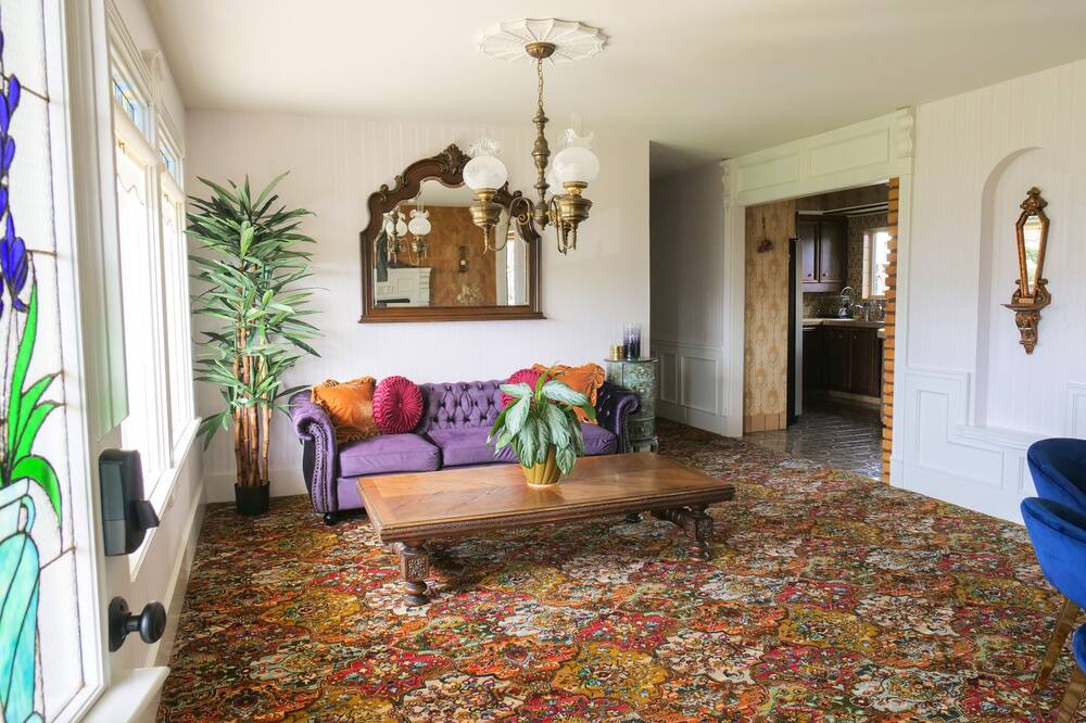Photo of Others in Eureka