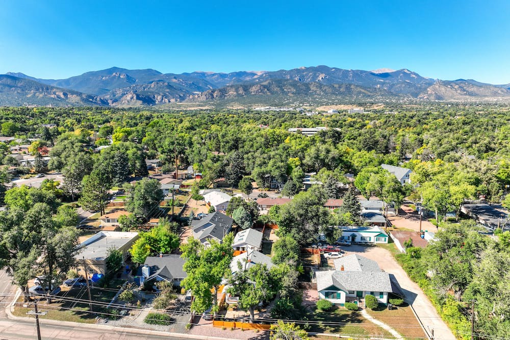 Photo of Outdoor in Broadmoor