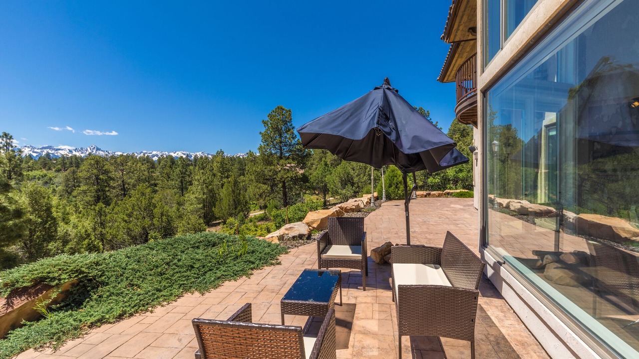 Photo of Patio Balcony in Loghill Village