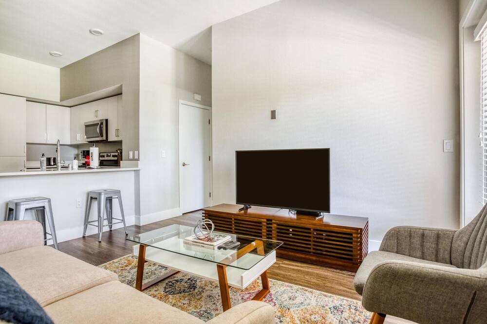 Photo of Livingroom in Centerville