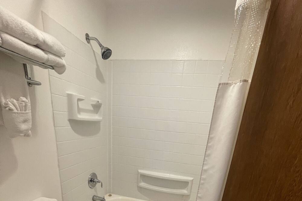 Photo of Bathroom in Meeker