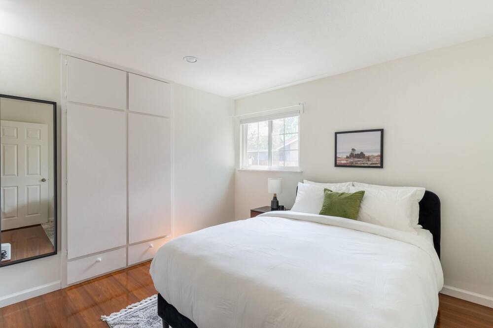 Photo of Bedroom in Berryessa