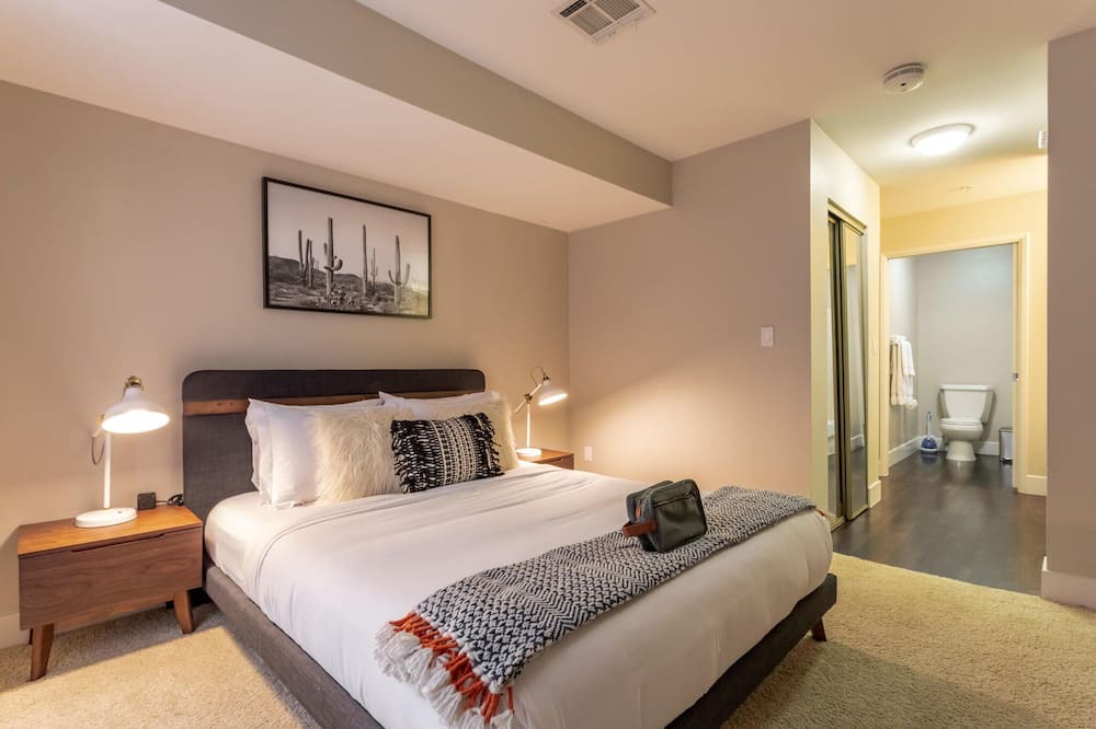 Photo of Bedroom in Pasadena