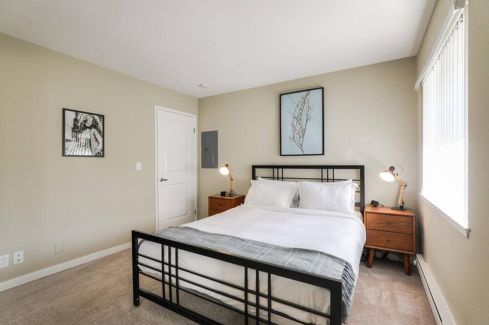 Photo of Bedroom in Cupertino
