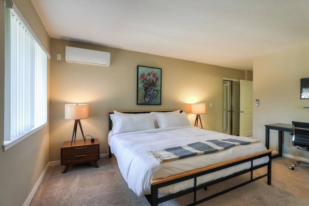 Photo of Bedroom in Cupertino