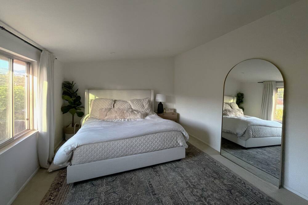 Photo of Bedroom in Goleta