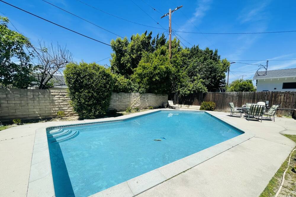 Photo of Outdoor in Sherman Oaks