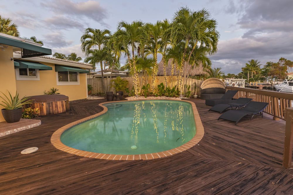 Photo of Outdoor in Garden Isles