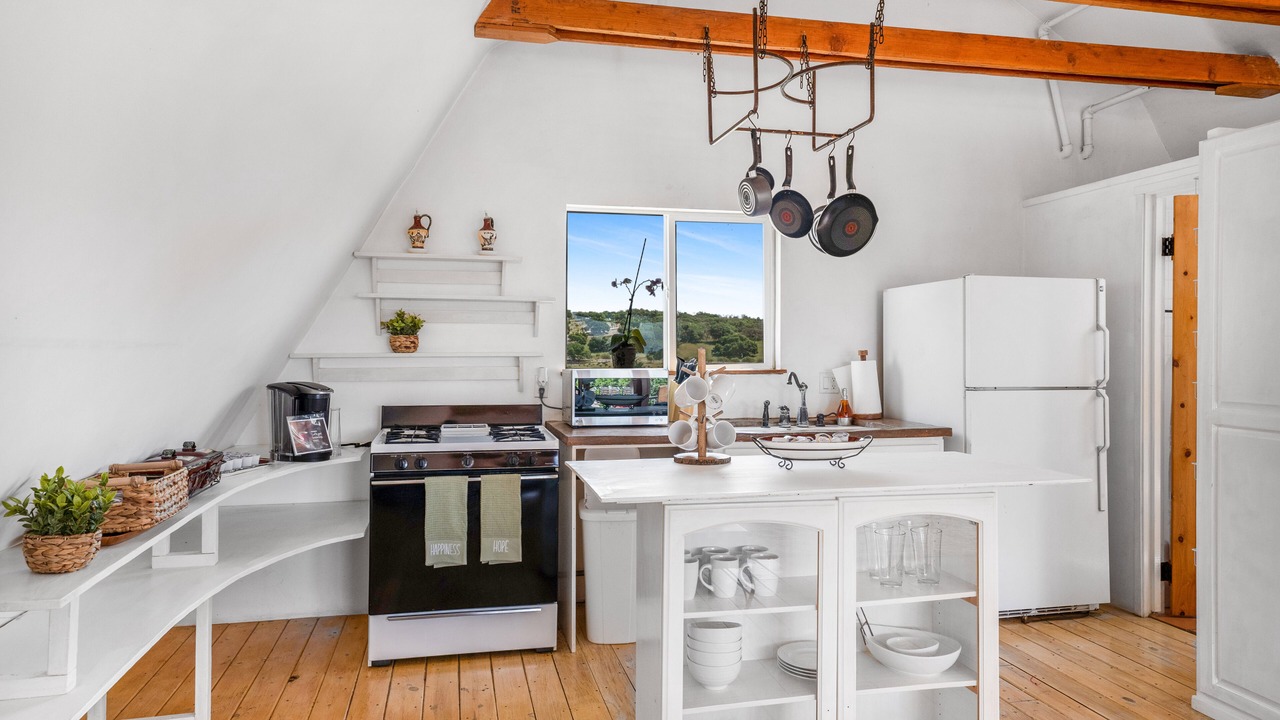Photo of Kitchen in Lompoc