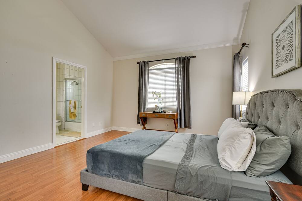 Photo of Bedroom in Rowland Heights