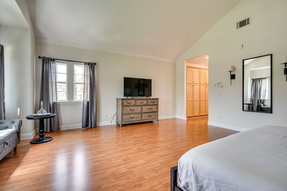 Photo of Bedroom in Rowland Heights