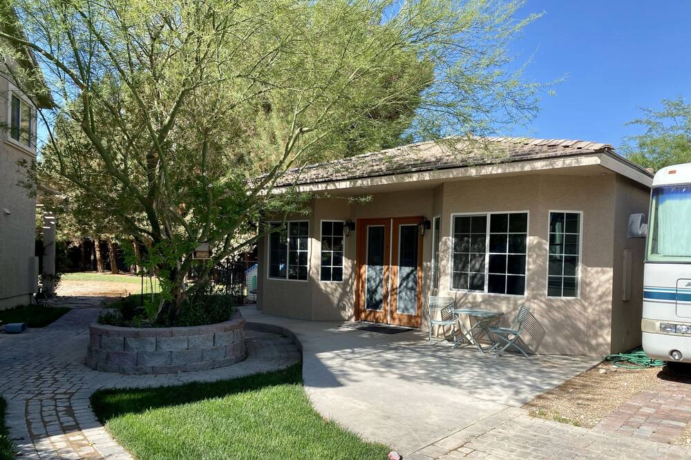 Photo of Outdoor in Centennial Hills
