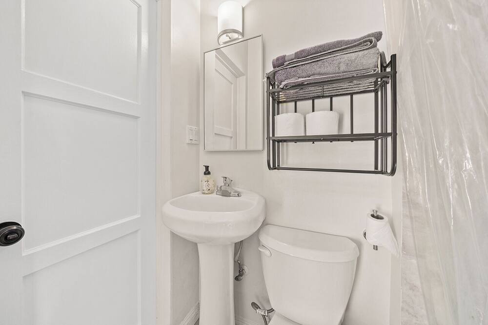 Photo of Bathroom in Monterey Park