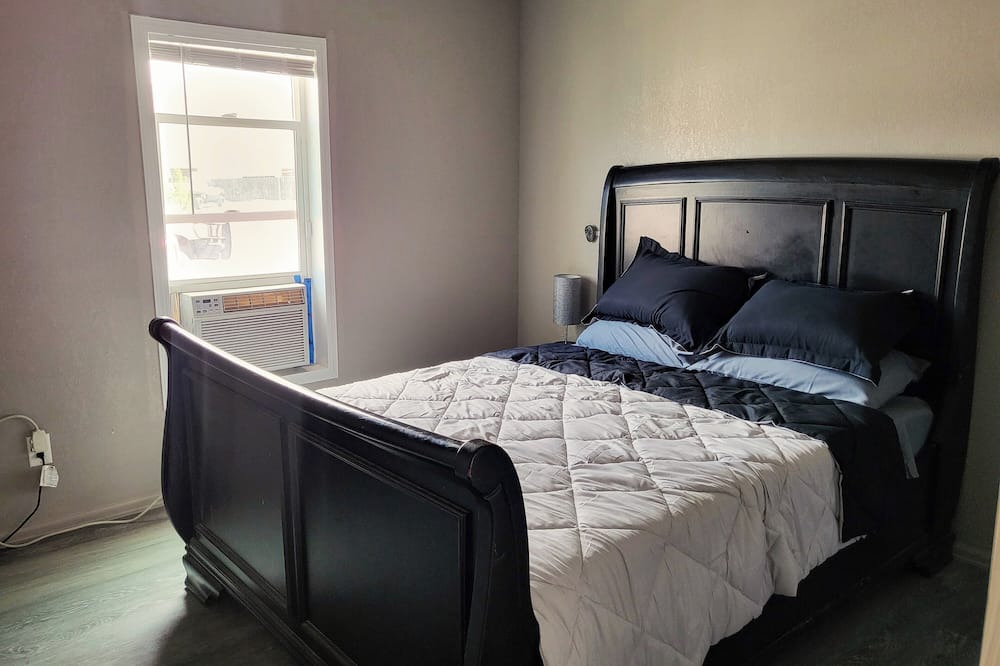 Photo of Bedroom in Monte Vista