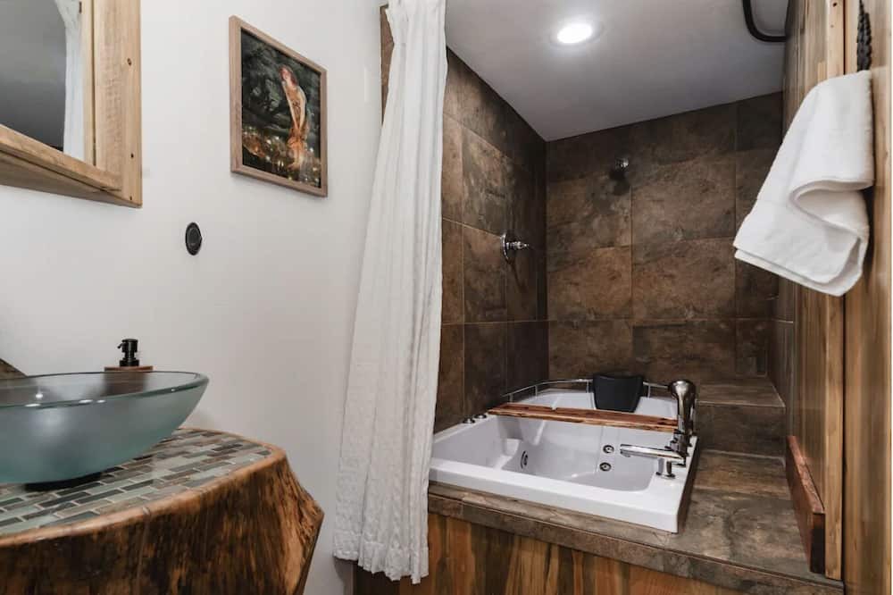 Photo of Bathroom in Evergreen