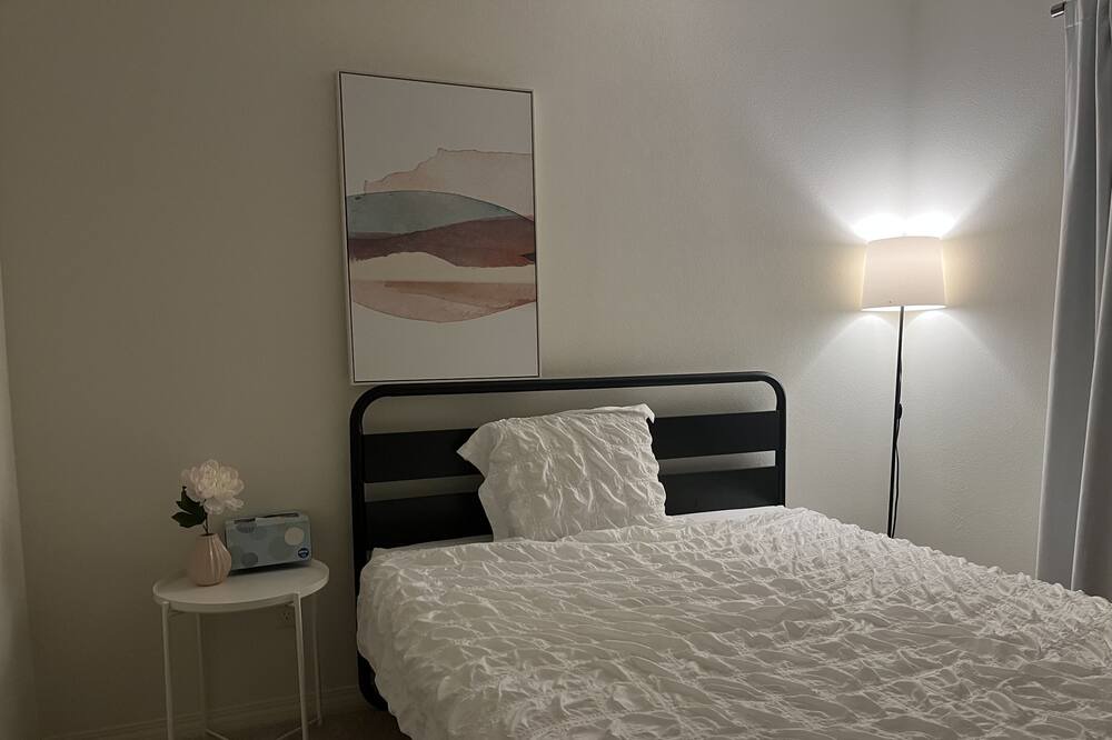 Photo of Bedroom in Jurupa Valley