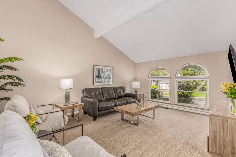 Photo of Livingroom in Southeast