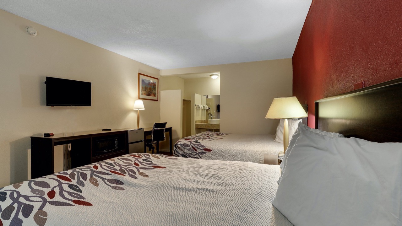 Photo of Bedroom in Needles