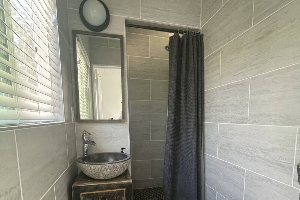 Photo of Bathroom in Summerland