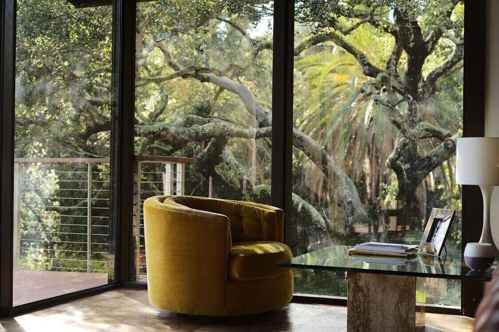 Photo of Livingroom in Montecito