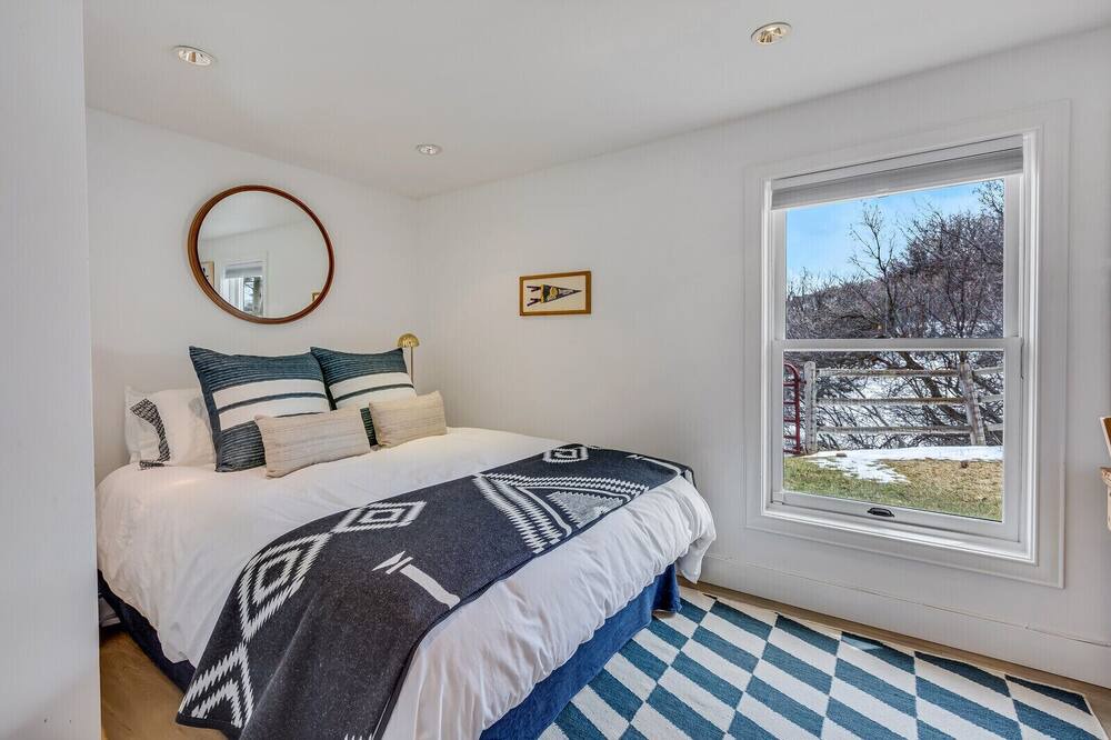 Photo of Bedroom in Brush Creek Village