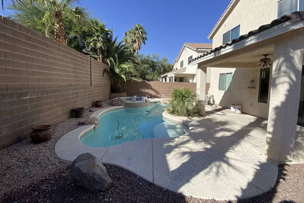 Photo of Outdoor in Rhodes Ranch
