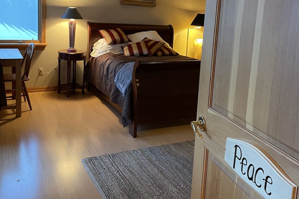Photo of Bedroom in Allenspark