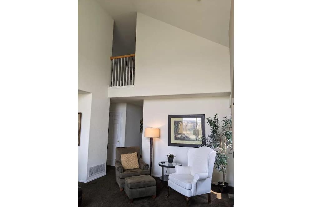 Photo of Bedroom in Cottonwood