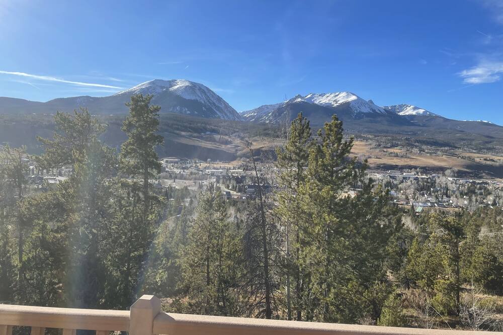 Photo of Outdoor in Ptarmigan Mountain