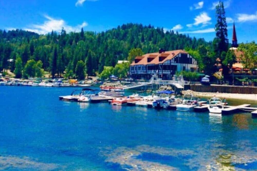 Photo of Others in Lake Arrowhead