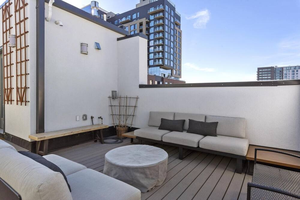 Photo of Patio Balcony in Lincoln Park