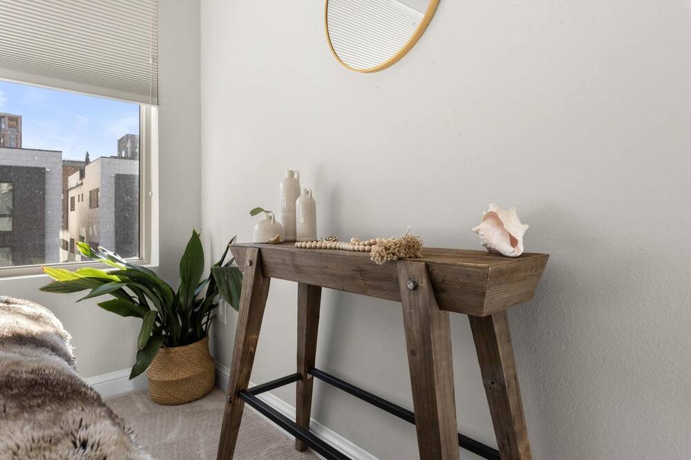 Photo of Bedroom in Lincoln Park