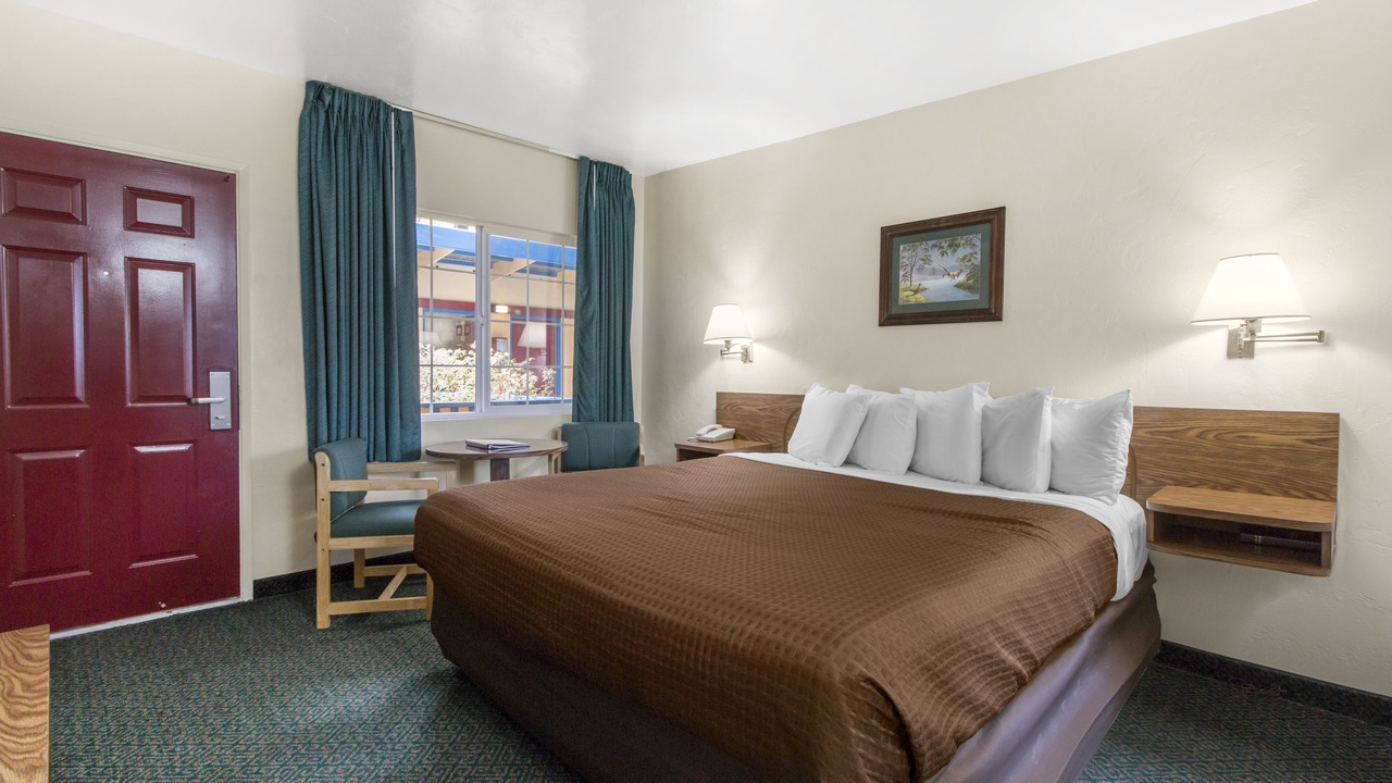 Photo of Bedroom in Downtown